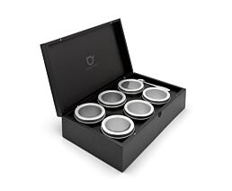Theedoos + 6 blikjes rond + lepel zwart